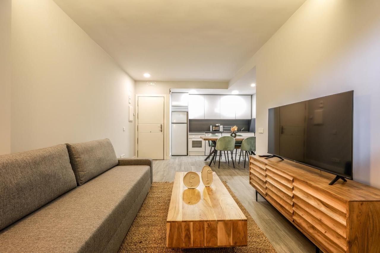 Apartamentos Reformados En Arturo Soria Madrid Exteriér fotografie