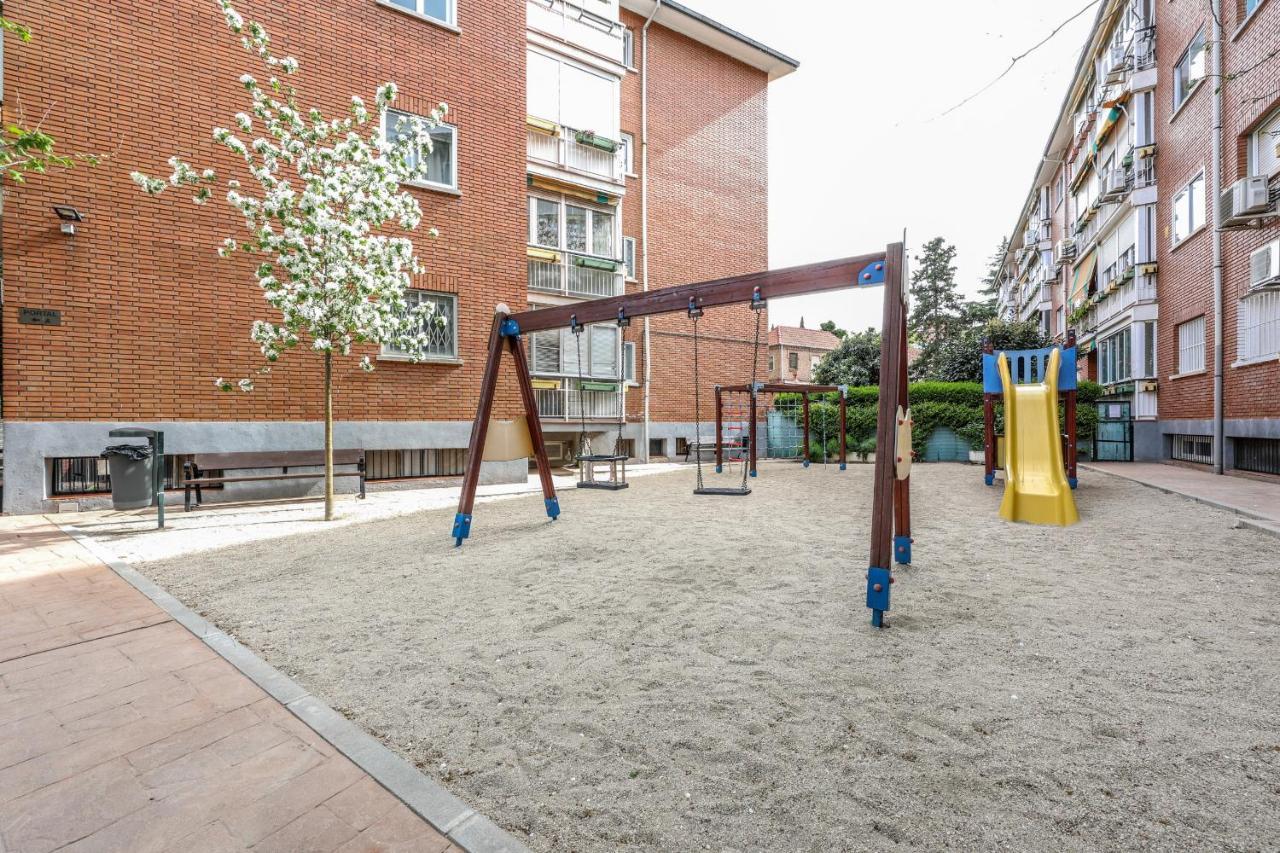 Apartamentos Reformados En Arturo Soria Madrid Exteriér fotografie