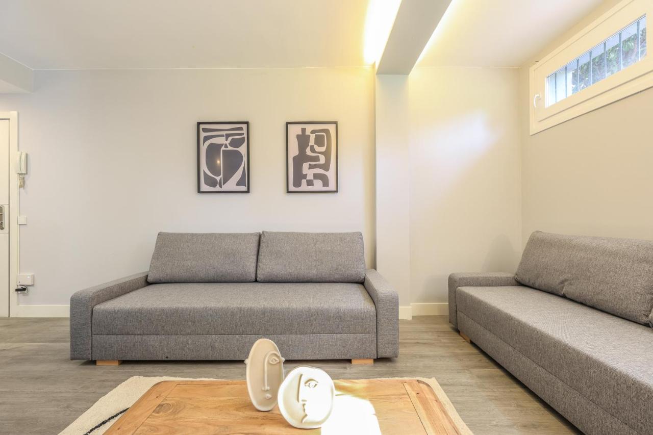 Apartamentos Reformados En Arturo Soria Madrid Exteriér fotografie