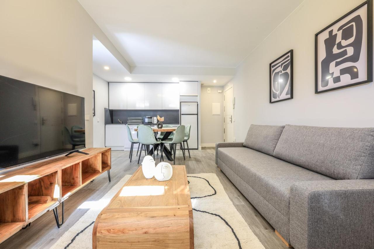 Apartamentos Reformados En Arturo Soria Madrid Exteriér fotografie